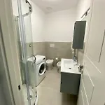 Incantevole Nel Centro Di Апартаменты Варацце